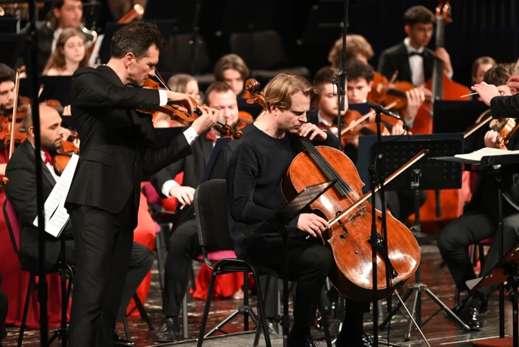 Румънски национален оркестър | К. Мандеал | Светлин Русев, Юлиан Щекел  6